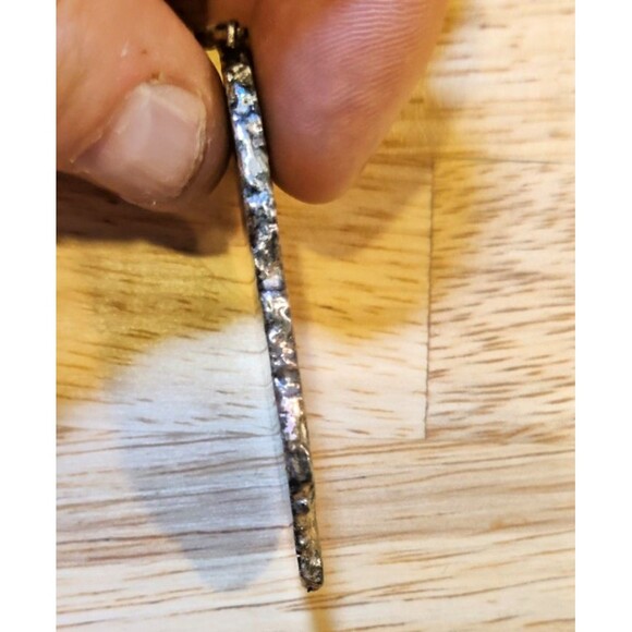 Agate Disc Pendant with Flower Painting Handcrafted - Picture 3 of 6